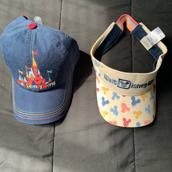 SET OF 2 WALT DISNEY WORLD HATS WITHOUT TAGS NEVER WORN - Picture 7 of 8